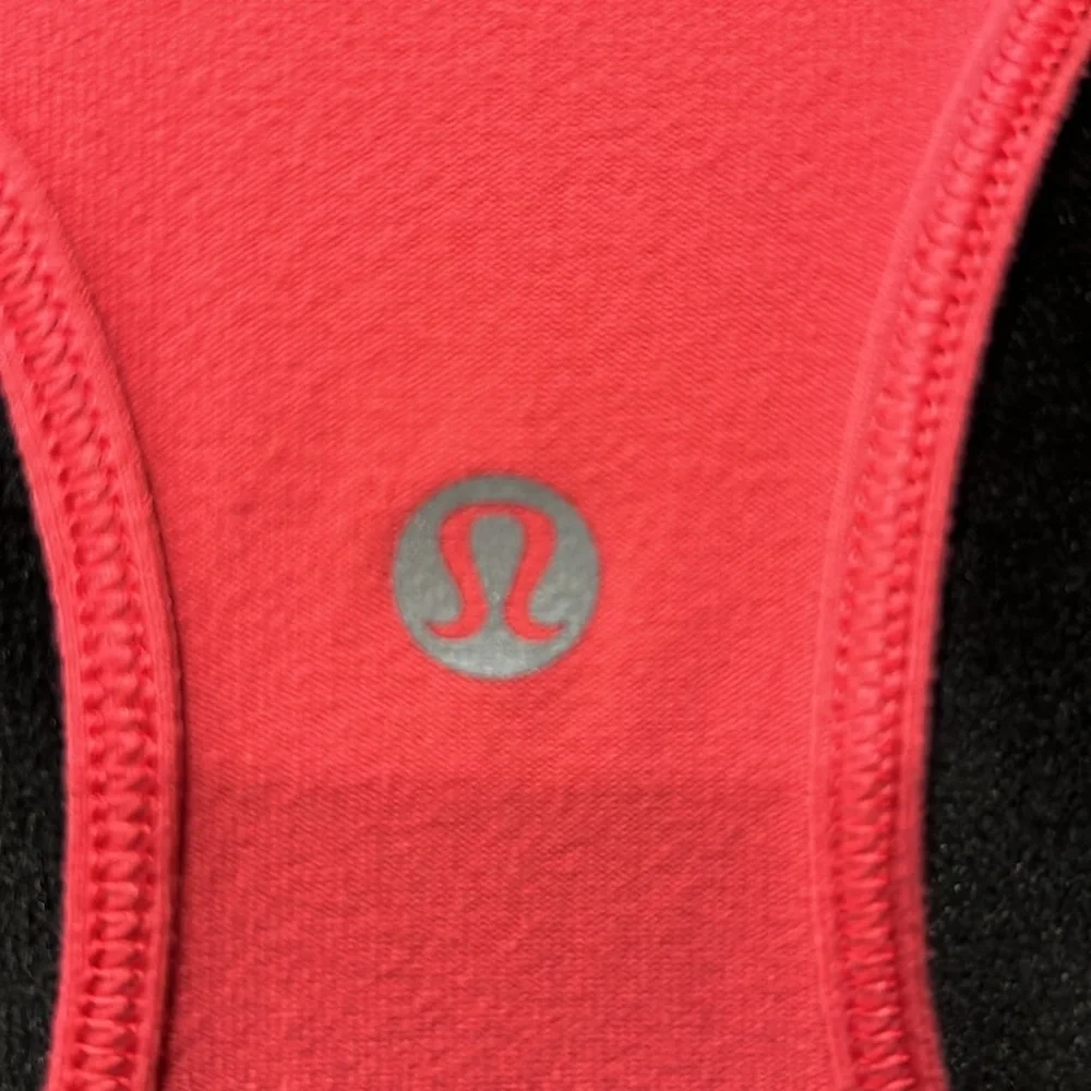 Lululemon Razorback Tank Top Size 8 - Picture 3 of 5